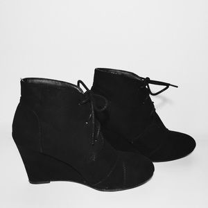 wet seal lace up booties